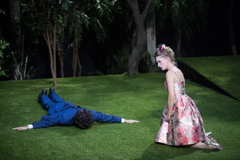 Le jeu de l'amour et du hasard | Marivaux / Benoit Lambert